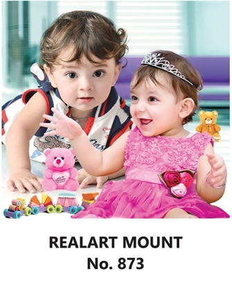 R873 Two Babies  Daily Calendar Printing  2025